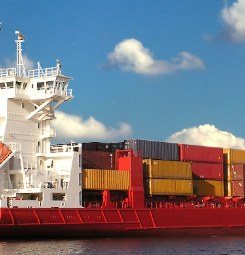 Zmiany w VAT dla firm importujcych przez polskie porty
