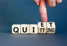 Rotacja pracownikw i quiet quitting generuj w firmach milionowe straty